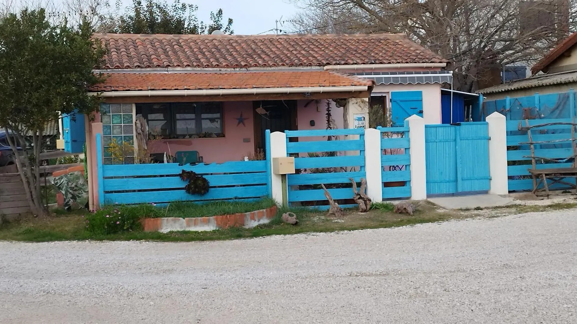Une Maison Sur Une Presqu'Ile Port-Saint-Louis-du-Rhone