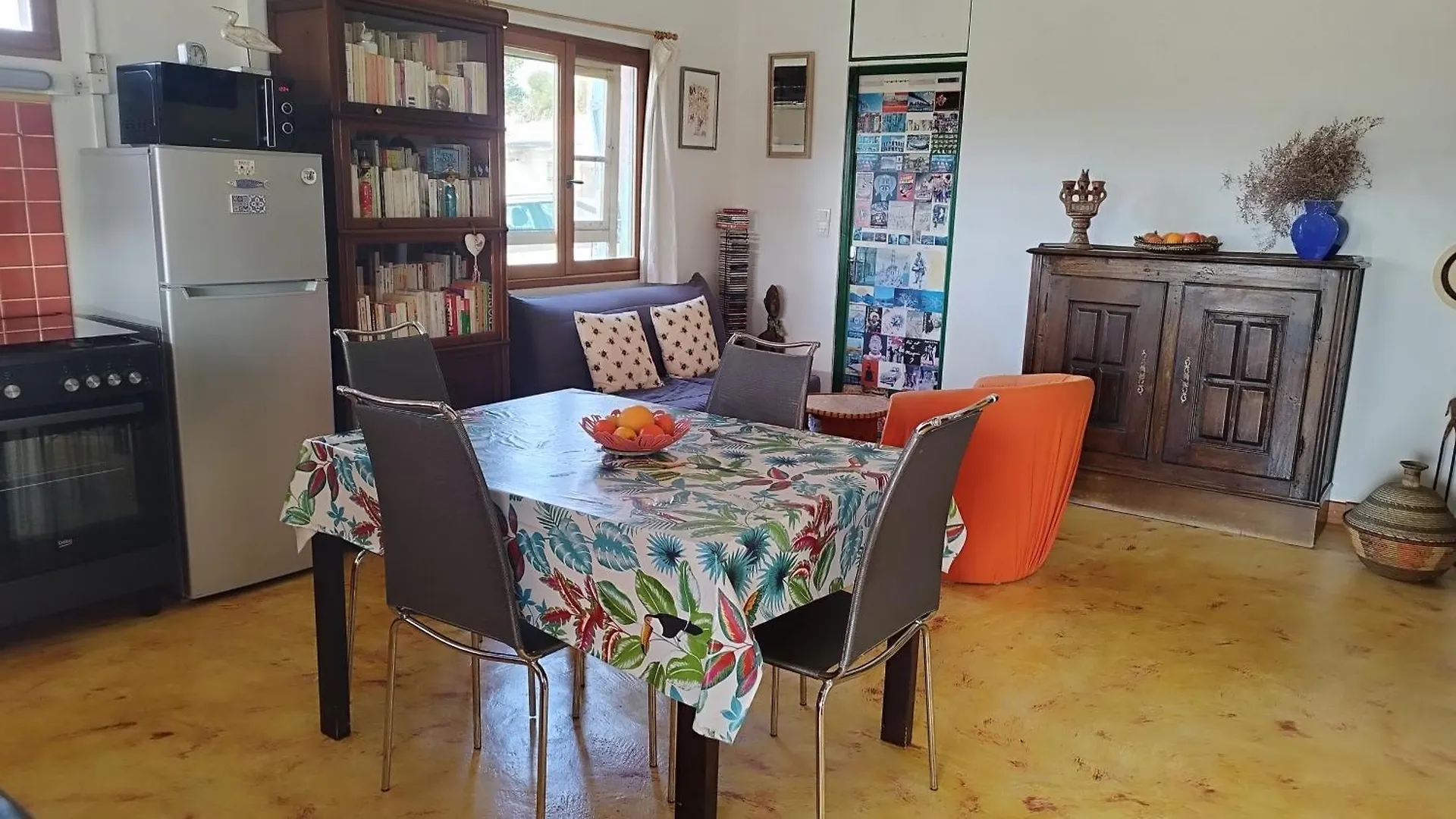 Holiday home Une Maison Sur Une Presqu'Ile Port-Saint-Louis-du-Rhone
